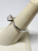 Vintage Sterling Silver White Sapphire Prong Set Solitaire Ring Size 6.5