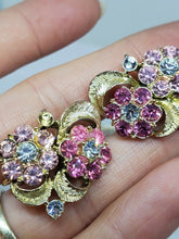 Vintage Coro Gold Tone Pink Rhinestone Flowers Demi Parure Brooch & Earrings