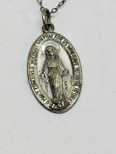 Vintage Sterling Silver Virgin Mary Catholic Etched Pendant Necklace