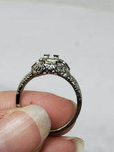 Antique Art Deco 10k White Gold Floral Filigree Ring with Melee Diamonds