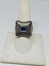 Vintage Eleganza 18k Yellow Gold And Sterling Silver Blue Topaz Ring Size 8