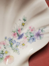 Vintage Wedgwood Bone China Angela Seashell Shaped Colorful Flower Dish