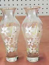 Vintage 4pc Lenox Hand Painted White Flower Glass Bud Vases Gold Trim Romania