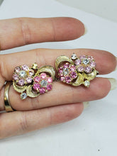 Vintage Coro Gold Tone Pink Rhinestone Flowers Demi Parure Brooch & Earrings