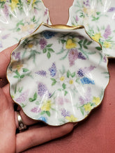 Vintage Lefton China Porcelain Seashell Plates Purple Yellow Blue Flowers