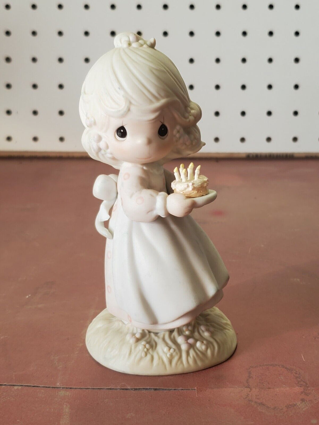 Vintage Precious Moments Figurine #524301 May Your Birthday Be A Blessing 1990