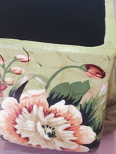 Vintage Toyo By Raymond Waites Decorative Green Hand Painted Flower Jar