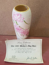 Vintage Lenox Ivory Limited Edition 1987 Mother's Day Carnations Vase w/ COA