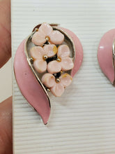Vintage Lisner Signed Pink Lucite Flower Pink Enamel Ribbon Clip Earrings