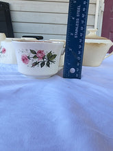 Vintage Westmoreland? White Porcelain Roses Creamer Sugar And Teacups Pink Roses