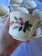 Vintage Westmoreland? White Porcelain Roses Creamer Sugar And Teacups Pink Roses