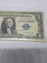 Vintage 1935 G Blue Seal Silver Certificate $1 Dollar Bill Circluated C22556062J