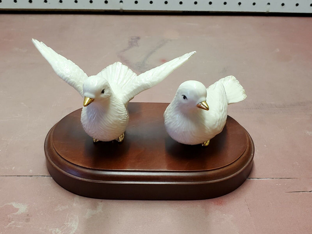 Vintage Mikasa Porcelain White Doves Figurines With Stand