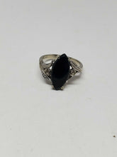 10k White Gold Black Onyx And White Topaz Leaf Bypass Style Ring Size 6