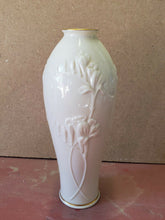 Vintage Lenox Ivory Embossed Lily Of The Valley Bud Vase