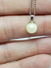 Sterling Silver White Cultured Pearl Pendant Necklace