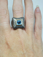 Vintage Eleganza 18k Yellow Gold And Sterling Silver Blue Topaz Ring Size 8