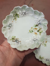 Antique White Lusterware White Flower Scalloped Berry Fruit Bowls