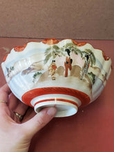Antique Japanese Kutani Hand Painted Red And White Geisha Scalloped Bowl
