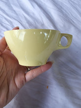 Vintage Boontonware 1206-8 USA Yellow Plastic Coffee/Teacup