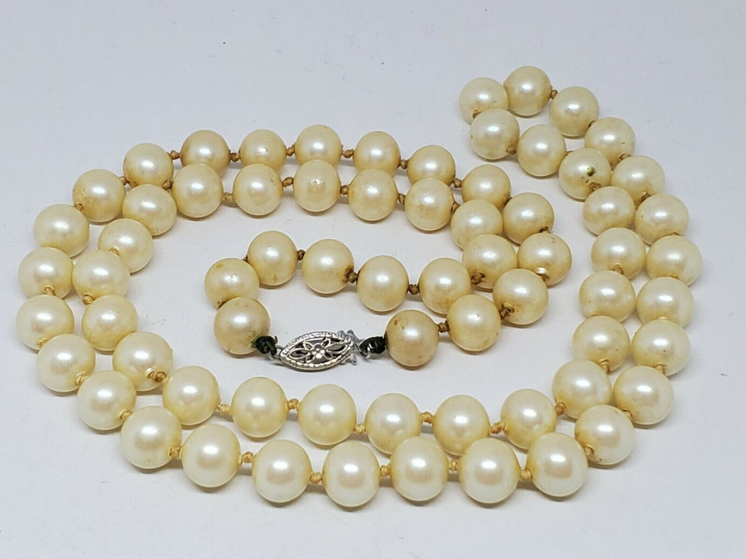 Vintage 14k White Gold Hand Knotted Faux Pearl Necklace 26