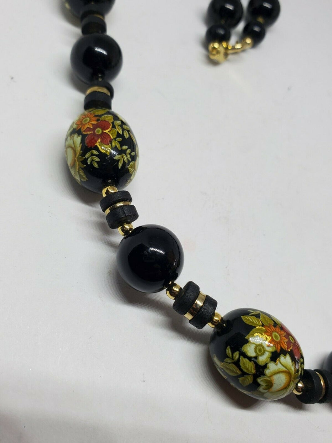 Vintage black bead discount necklace